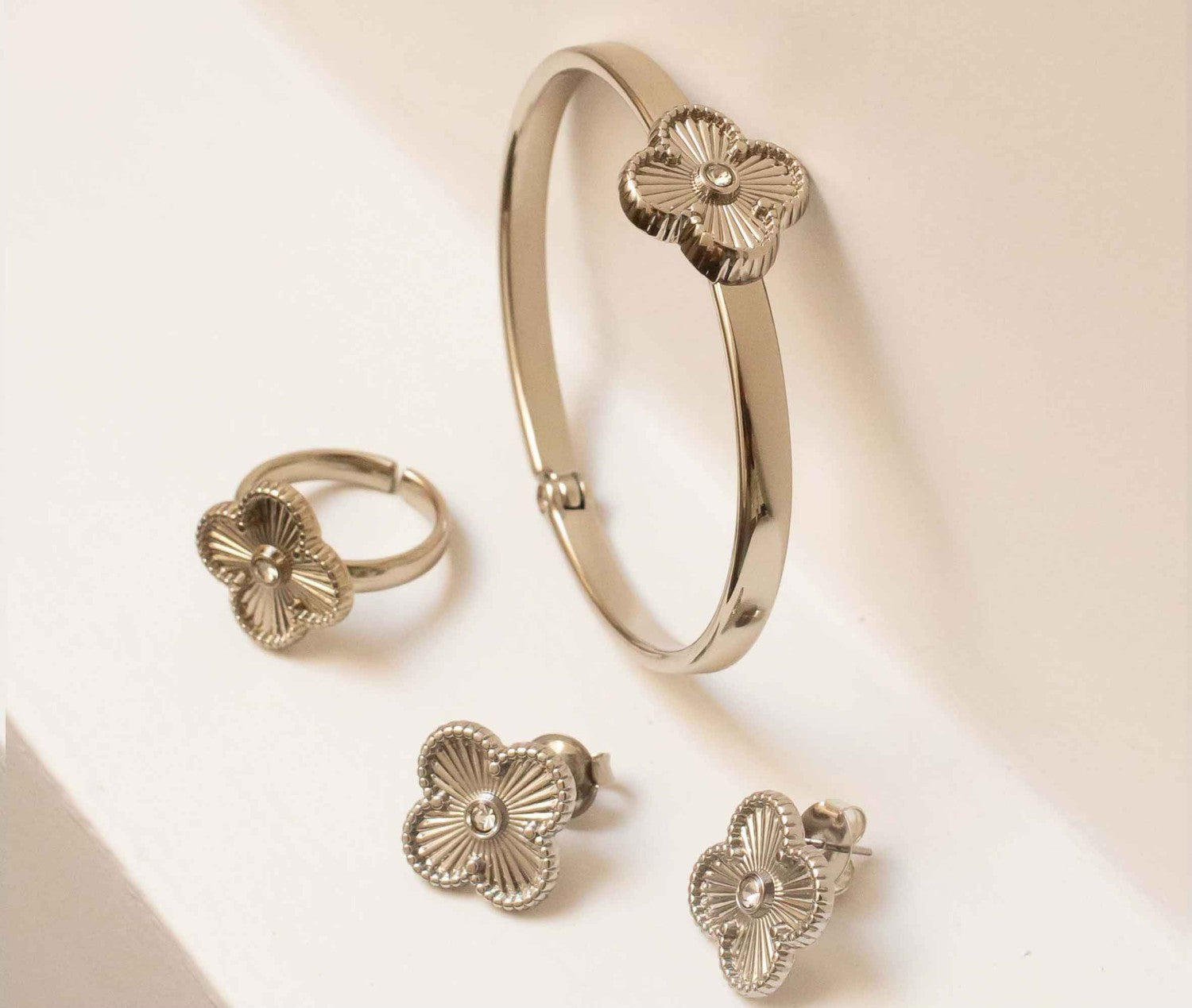 Anel Trevo Níquel Nº 21