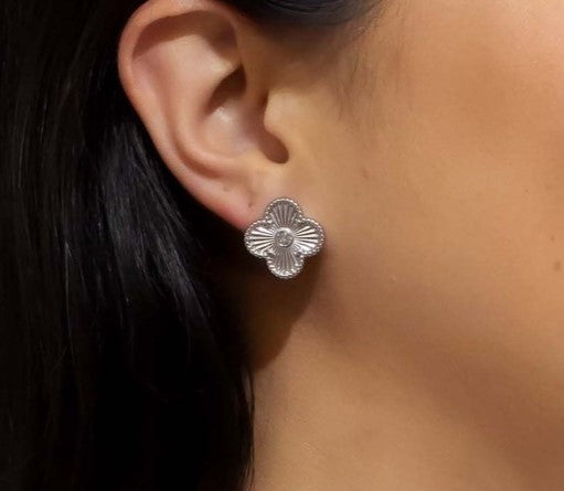 Brinco Trevo Níquel